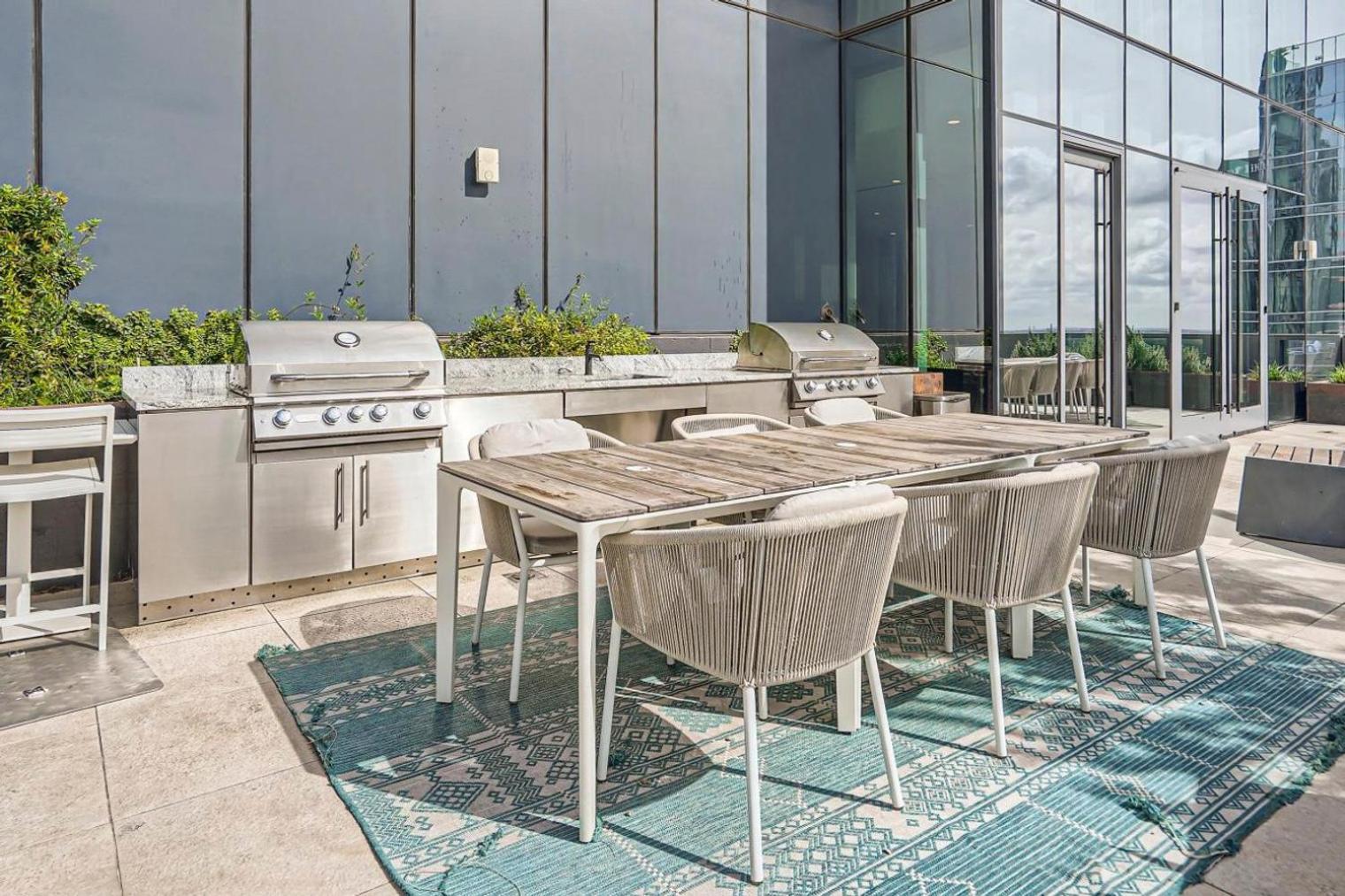 Blueground Downtown Pool Ac Nr Capitol Atx-292 Apartment *